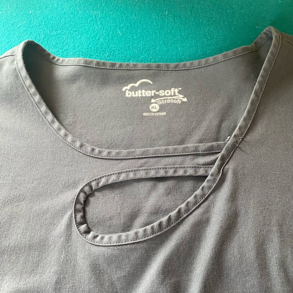 Butter soft stretch scrub top with key-hole grey in color size XL used
